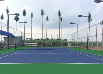 Sơn 2 lớp có Cao Su chống nứt POLYURETHANE TOPTENNIS trên nền xi măng
