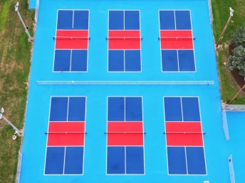 Thi công sân pickleball tiêu chuẩn PHẲNG, MỊN, không TRƠN với sơn SPORTTEK SUPER