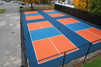 Thi công sân pickleball cao cấp USA DECOTURF 10 lớp sơn