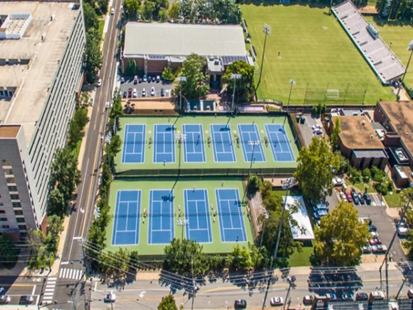 Thi công sân tennis 8 lớp ECOPICK hạt cao su 1mm